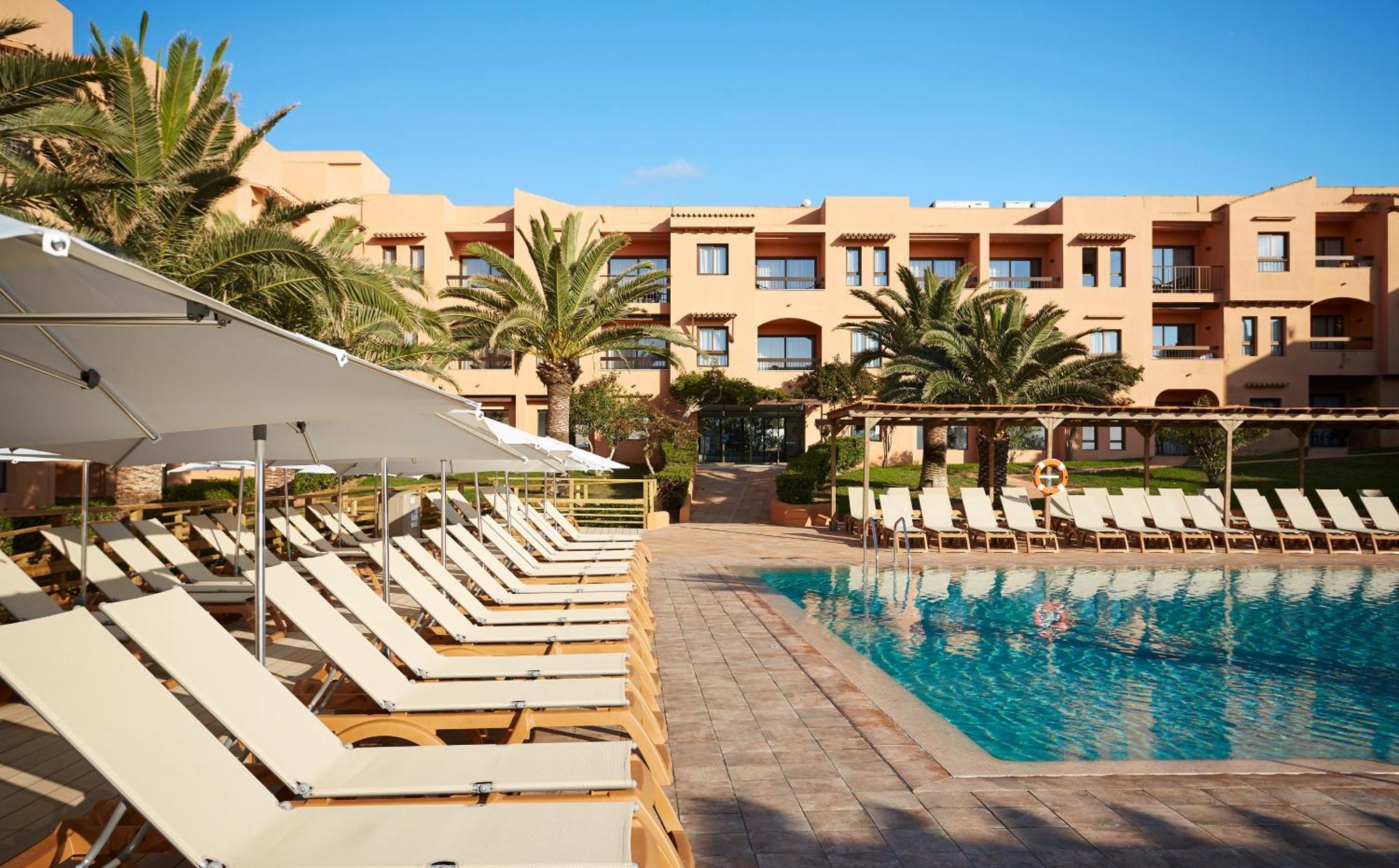 Insotel Club Tarida Playa San José エクステリア 写真